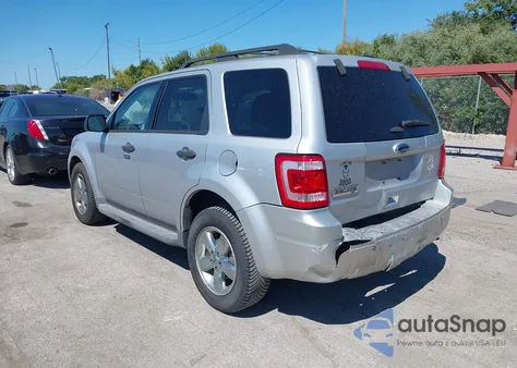 2011 Ford Escape Xlt Automatic z USA, uszkodzony, nr VIN 1FMCU9D75BKB62562